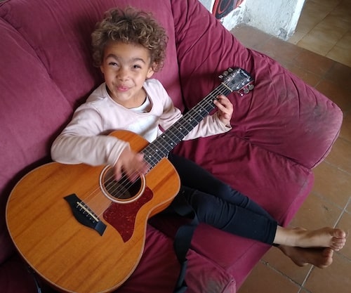 Louise Guitar Louise Guitar